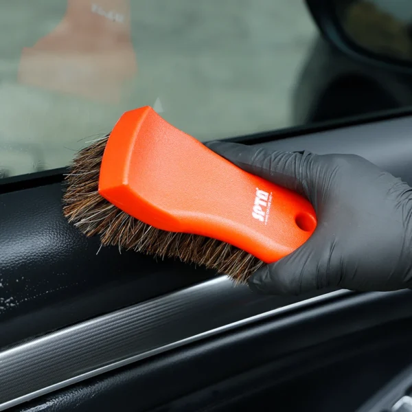 Horse Hair Brush for Car Interior Cleaning & Detailing - Image 6